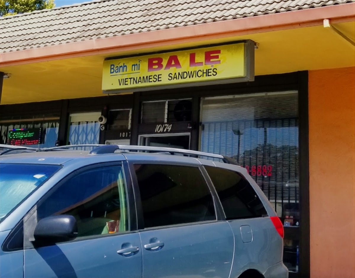 Bánh Mì Ba Lẹ